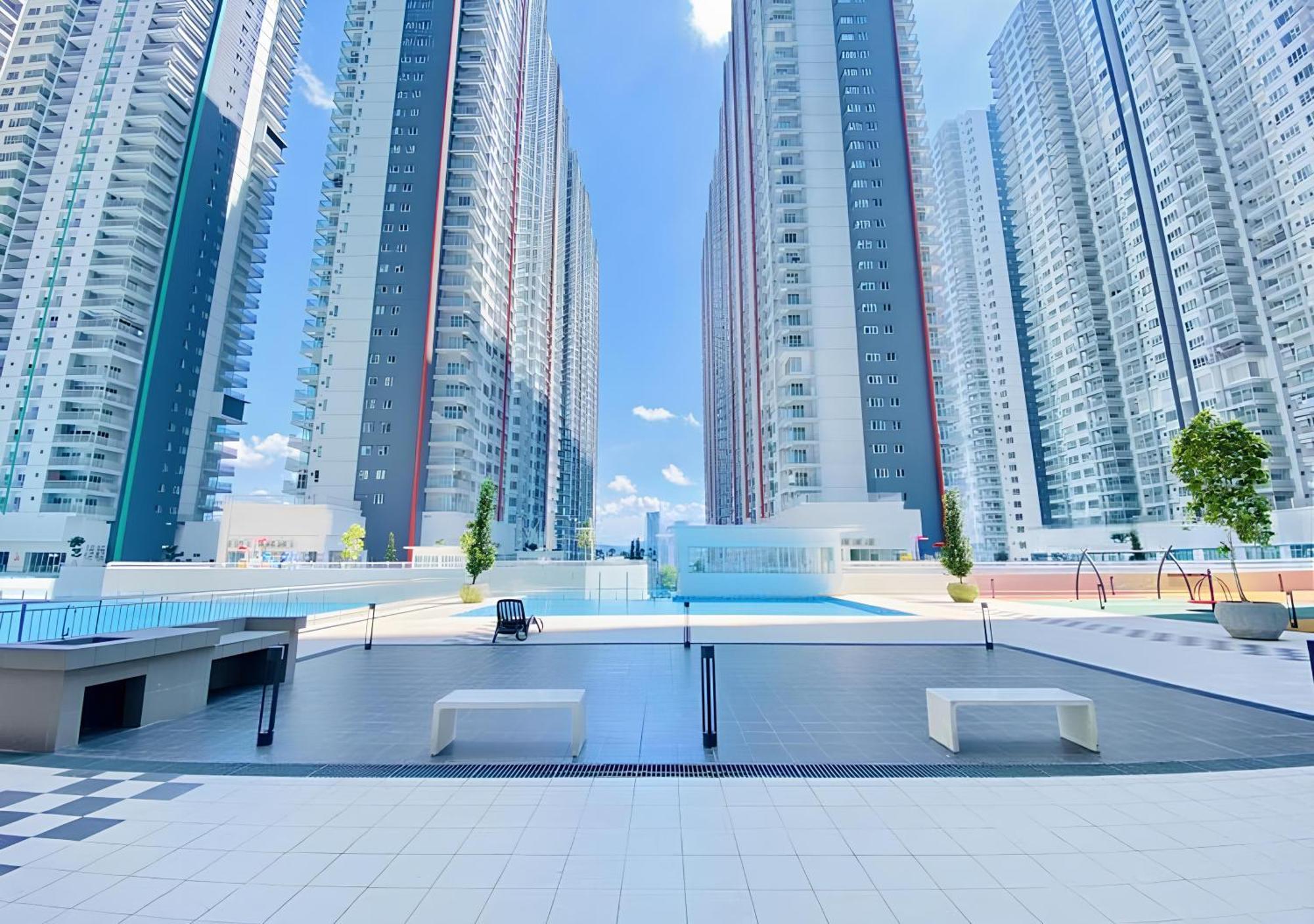 Razak City Centre Kl Skyview 45Th — Photos 2